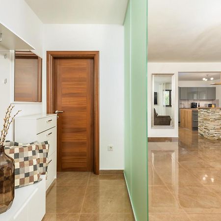 Villa Miromar App Пула Екстер'єр фото