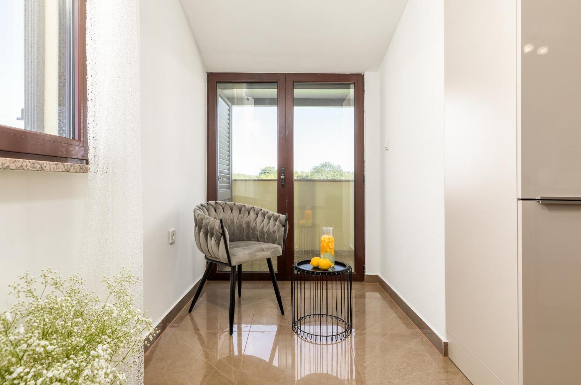 Villa Miromar App Пула Екстер'єр фото